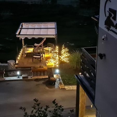 Moonriver Apartment Veljun 外观 照片