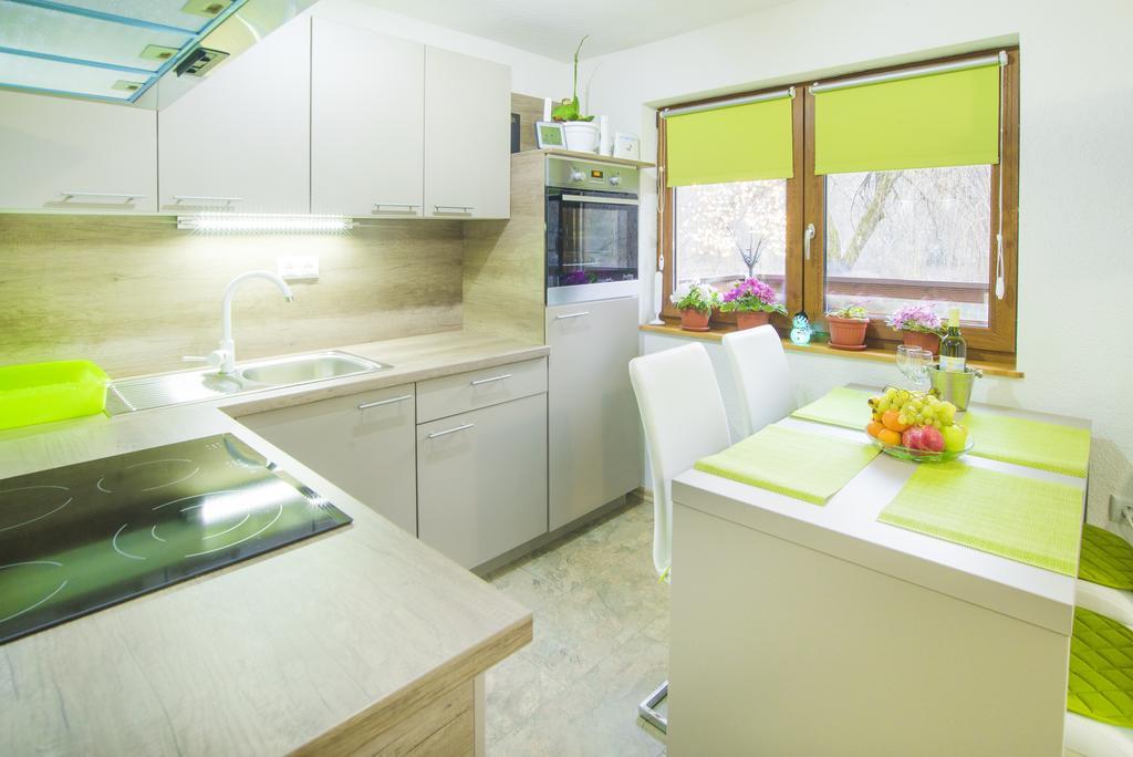 Moonriver Apartment Veljun 外观 照片