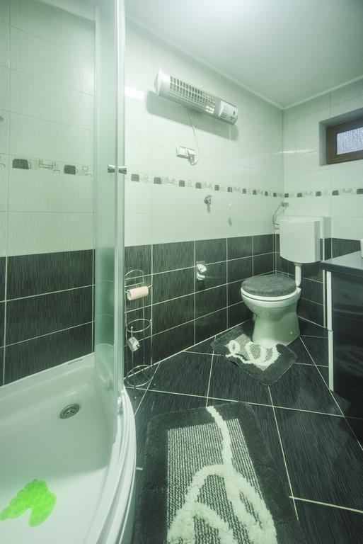 Moonriver Apartment Veljun 外观 照片