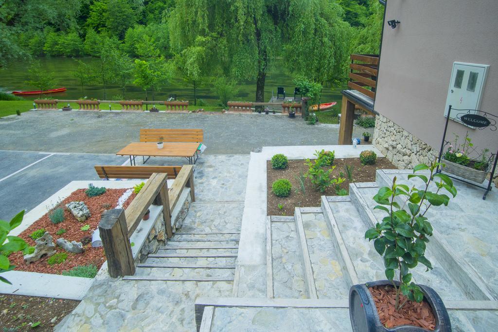 Moonriver Apartment Veljun 外观 照片